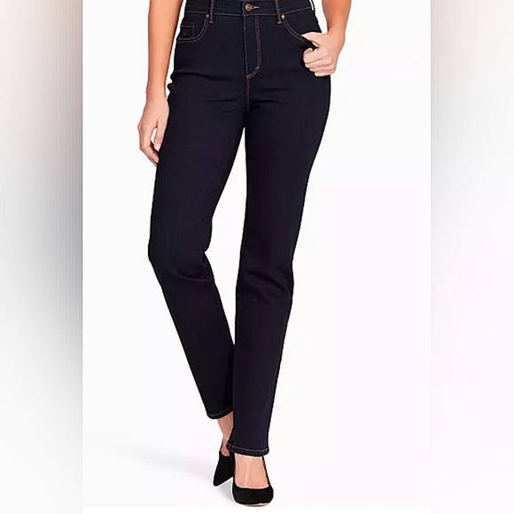Gloria Vanderbilt Denim - Amanda High Rise Straight-Leg Jean inseam 28waist 15-16
